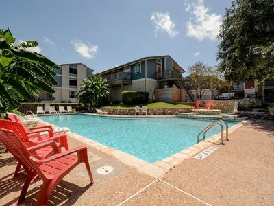 2215 Post Rd APT 1026