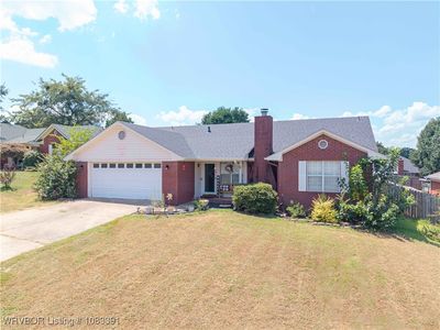 1605 Amble On Ln