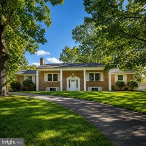 102 Woodland Rd
