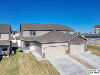 5006 W Hillsboro Dr
