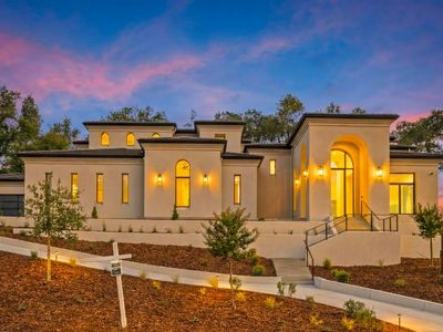 4150 Raphael Dr