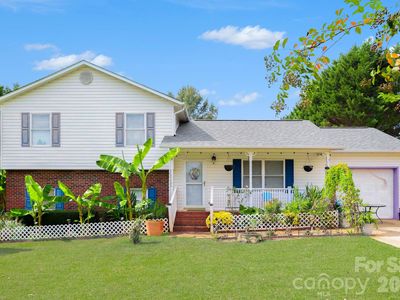938 Lyndsey Brooke Ct