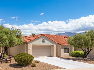 2255 E Montrose Canyon Dr