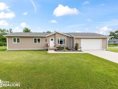 7 Nevelle Ave