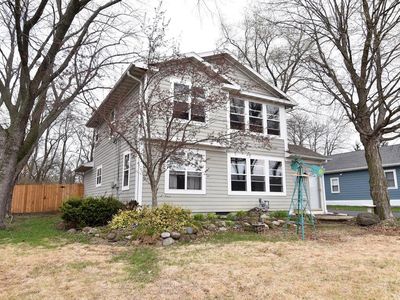 302 West Hunt AVENUE