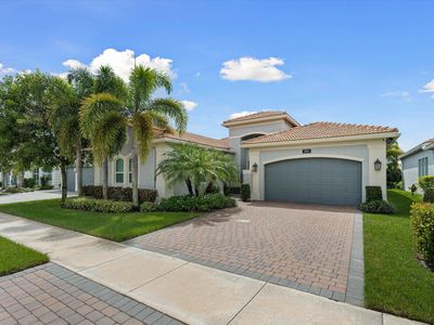 8200 MAJESTIC MOUNTAIN Drive