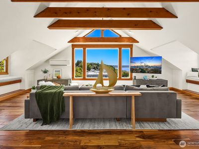 2508 13th Avenue W