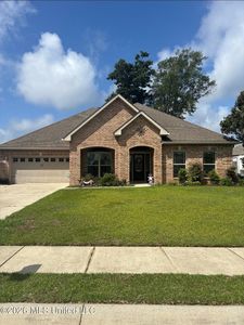 13103 Hawthorn Dr