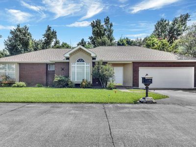 2713 Henderson Bayou Pl