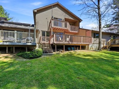 Property at 929 Shaker Rd APT 17, Westfield, MA