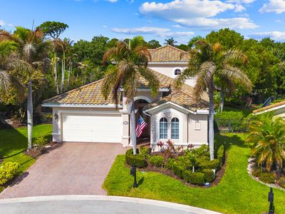 904 SW Pebble Lane