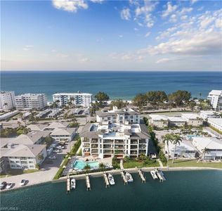 2020 Gulf Shore Blvd N #201W