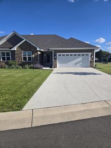 5229 Briarwood CIRCLE