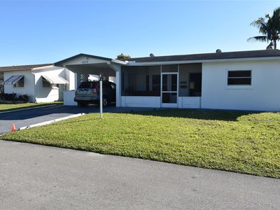 4250 NW 49th Terrace