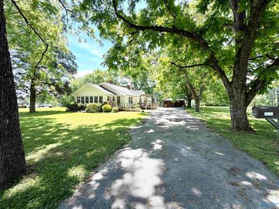105 Rollingview St
