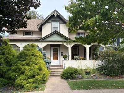 208 N High St