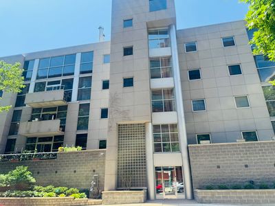 939 W Huron St Unit 308