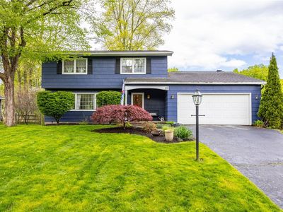 35 Stony Brook Ln