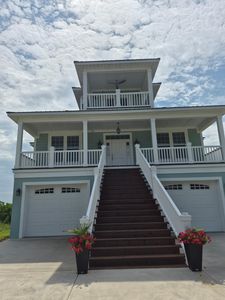 125 Oak Bay Dr.