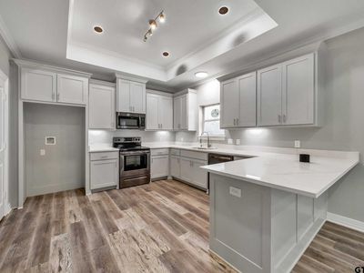 1608 N Englewood Ave