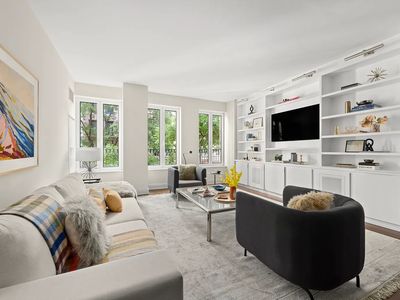 230 W 78th St APT 3A