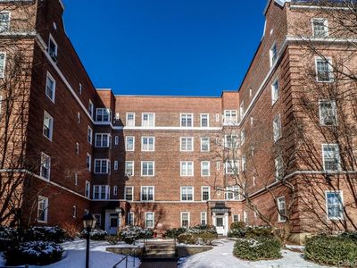 1 Midland Gardens Units 3C & 3D