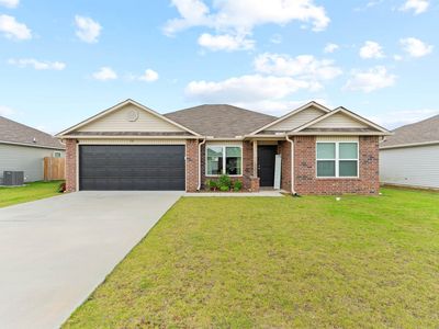 10 Farmhouse Cir