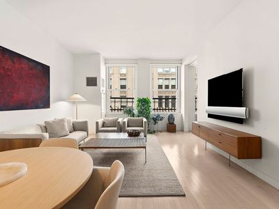 60 W 20th St APT 5E