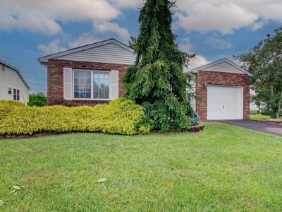 4 Lesley Drive