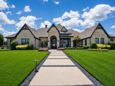 306 Renaissance Ln