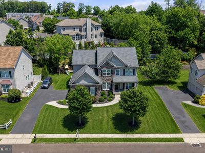18 Beechwood Blvd