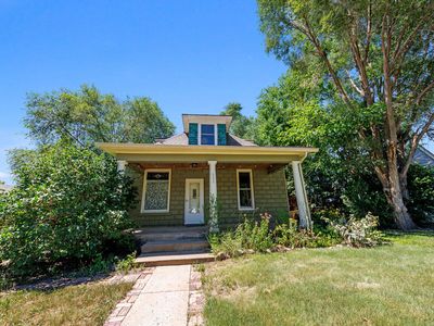 111 S Van Buren Ave