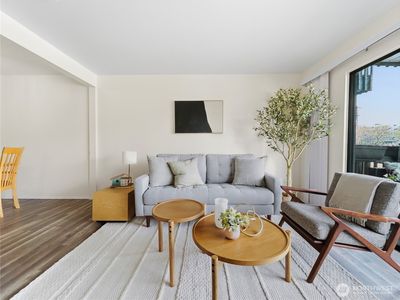 19411 56th Avenue W #220