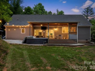 311 Charming Ln