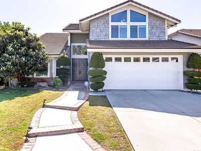 2106 Greenwood Ct