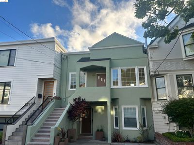 133-135 11th Ave