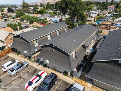 1403-1405 Roosevelt Ave