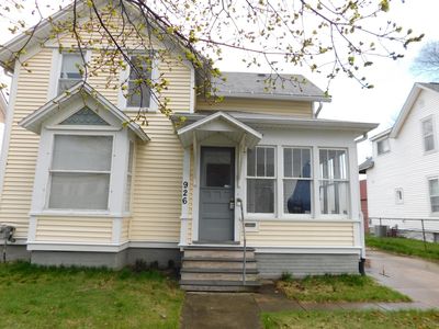 926 Cottage Ave