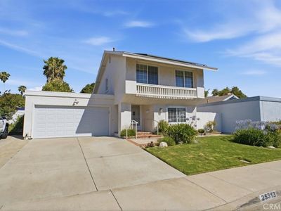 25313 Via Calinda