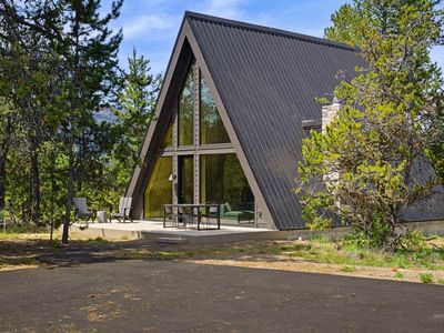 152 Forest Pl
