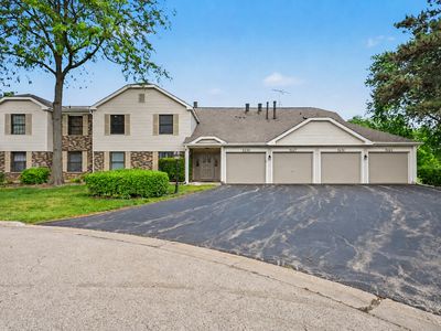 5235 Rockpointe Ct #5235