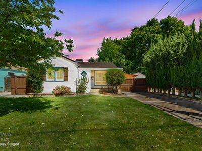 2000 Willow Ave