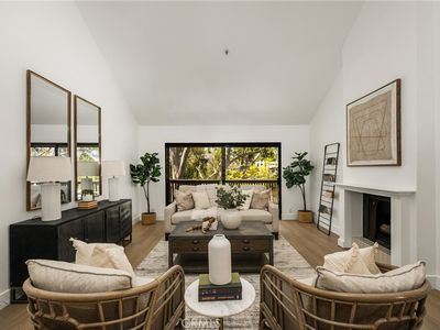9 Canyon Ct
