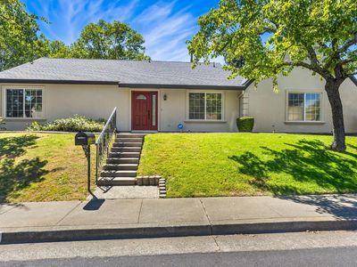 2177 Vista Del Rancho Street
