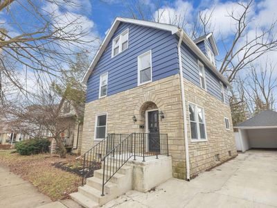 115 W Central Ave