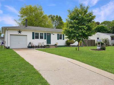 110 Lydia Ave