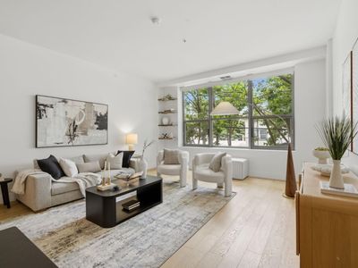 1001 46th St Unit 212