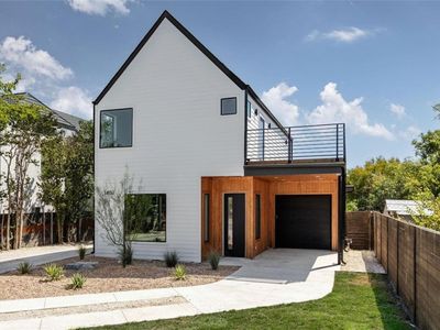 1407 E M Franklin Ave #1