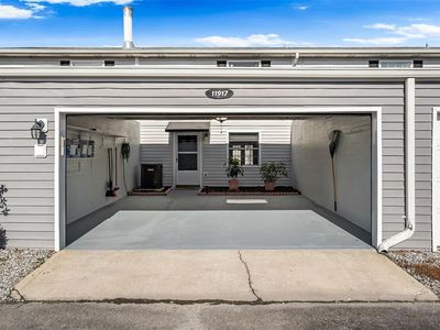 Property at 11917 CONGRESSIONAL DRIVE, Tampa, FL