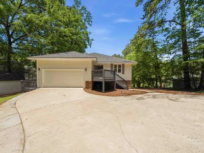 1691 White Oak Dr